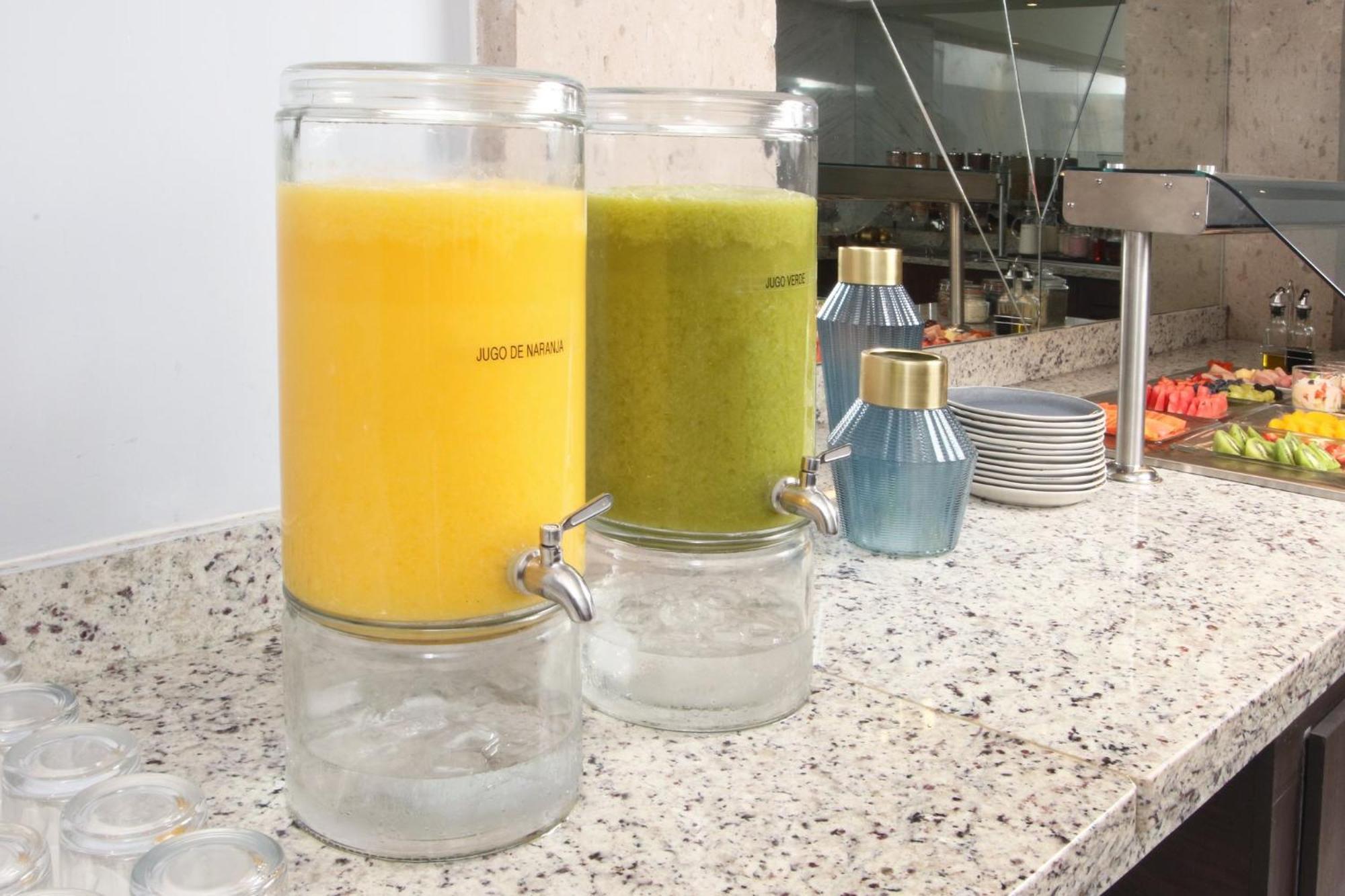 Voco Saltillo Suites By Ihg Ngoại thất bức ảnh